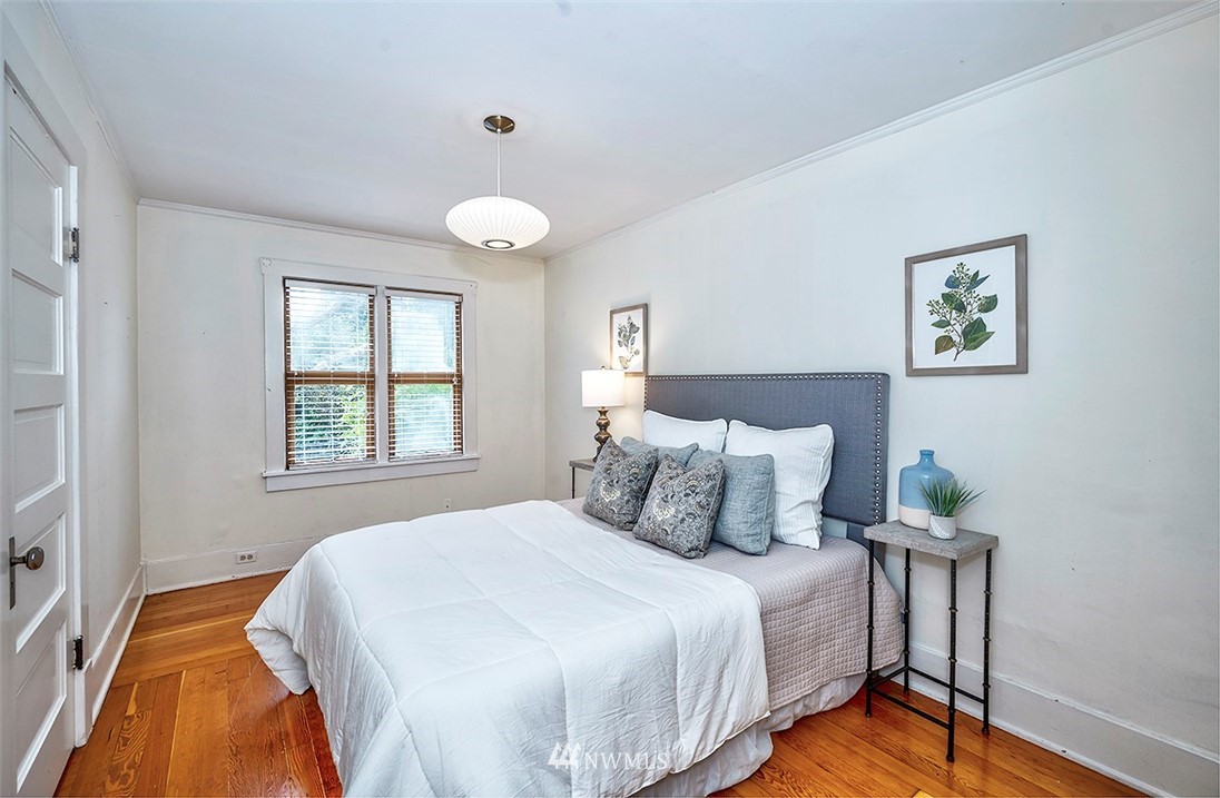 165 Northwest 73rd Street Seattle, WA 98117 - Photo 11 of 16