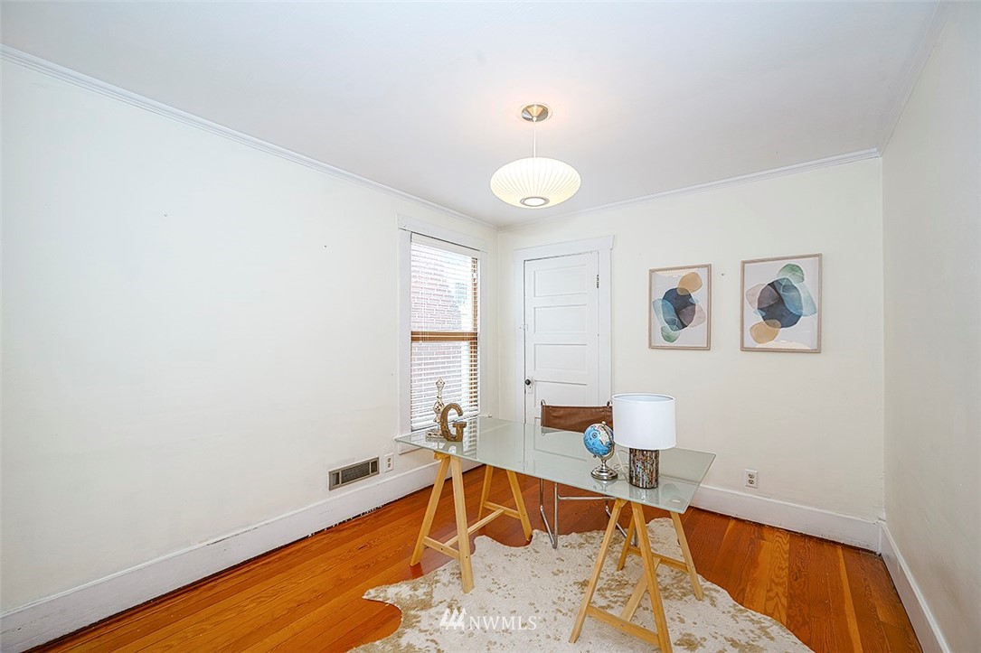 165 Northwest 73rd Street Seattle, WA 98117 - Photo 14 of 16