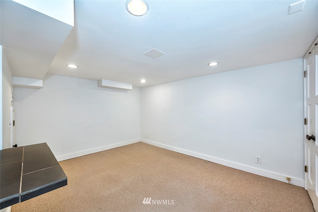 165 Northwest 73rd Street Seattle, WA 98117 - Photo 16 of 16