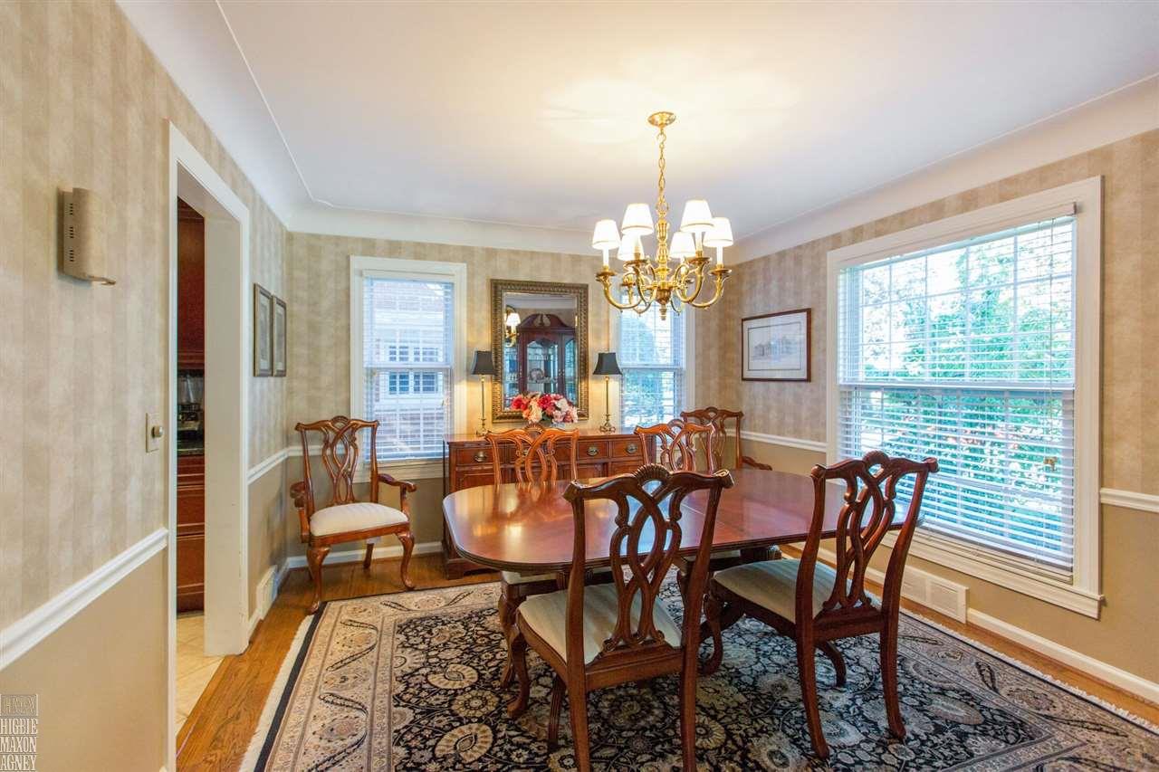 329 Ridgemont Road Grosse Pointe Farms, MI 48236 - Photo 6 of 26