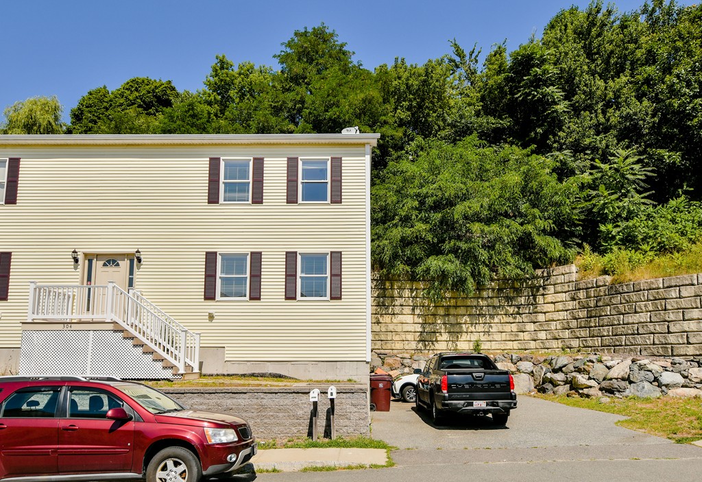 304 Ridge Road, Unit B Revere, MA 02151 - Photo 4 of 27