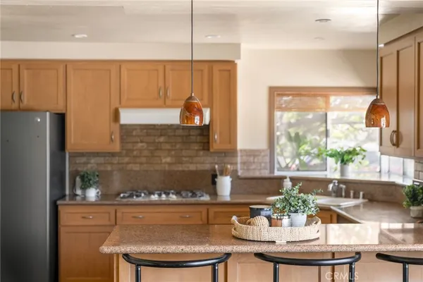 $999,999 | 300 Concord Avenue, Fullerton, CA 92831