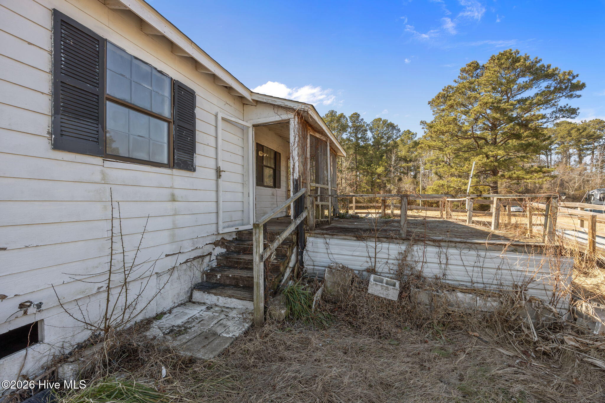 270 Smith Creek Road Vandemere, NC 28587 - Photo 2 of 2 32-web-or-mls-0C0A2693