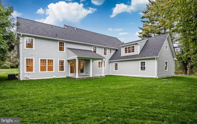 $3,325,000 | 407 Oakwynne Drive, Wynnewood, PA 19096