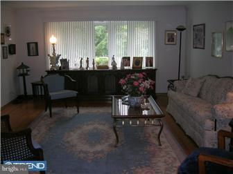 1098 Welsh Road Huntingdon Valley, PA 19006 - Photo 3 of 12
