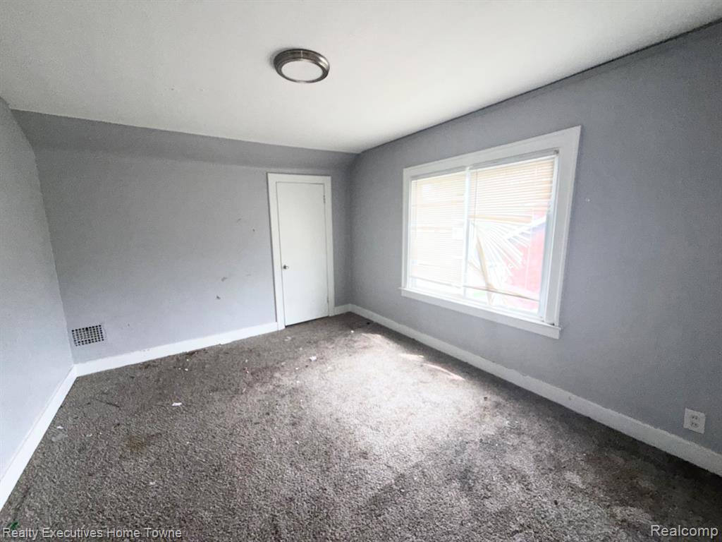 2569 Alter Road Detroit, MI 48215 - Photo 18 of 27