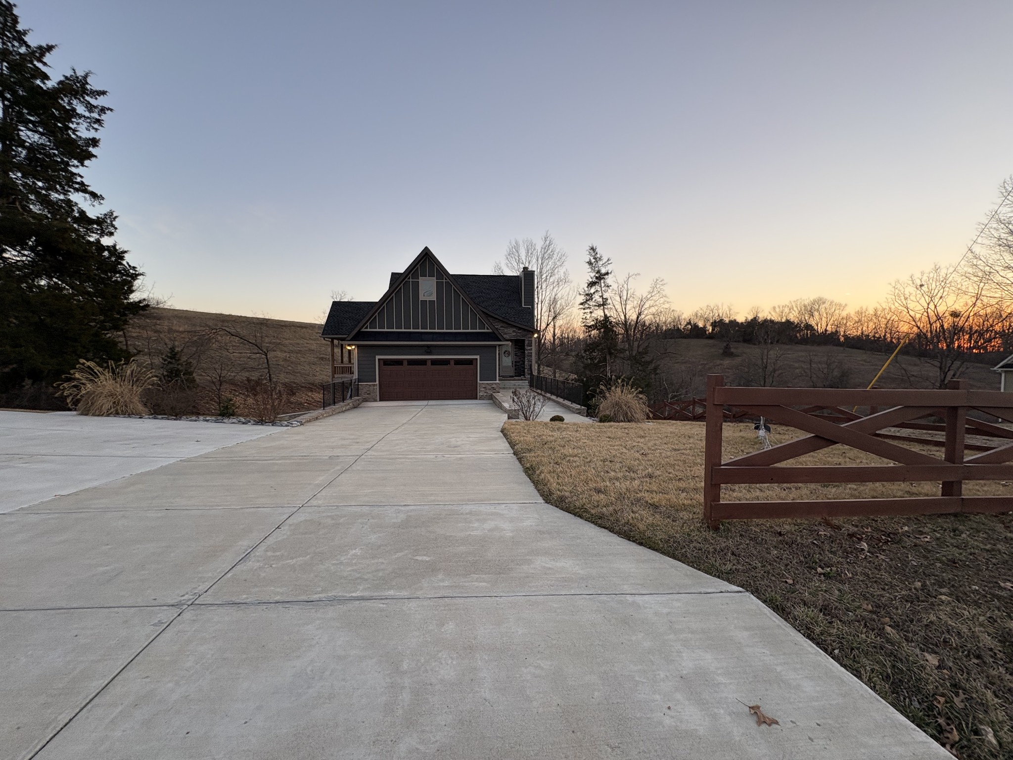 3001 Wixtown Road Westmoreland, TN 37186 - Photo 25 of 30 a view of a terrace with a bench
