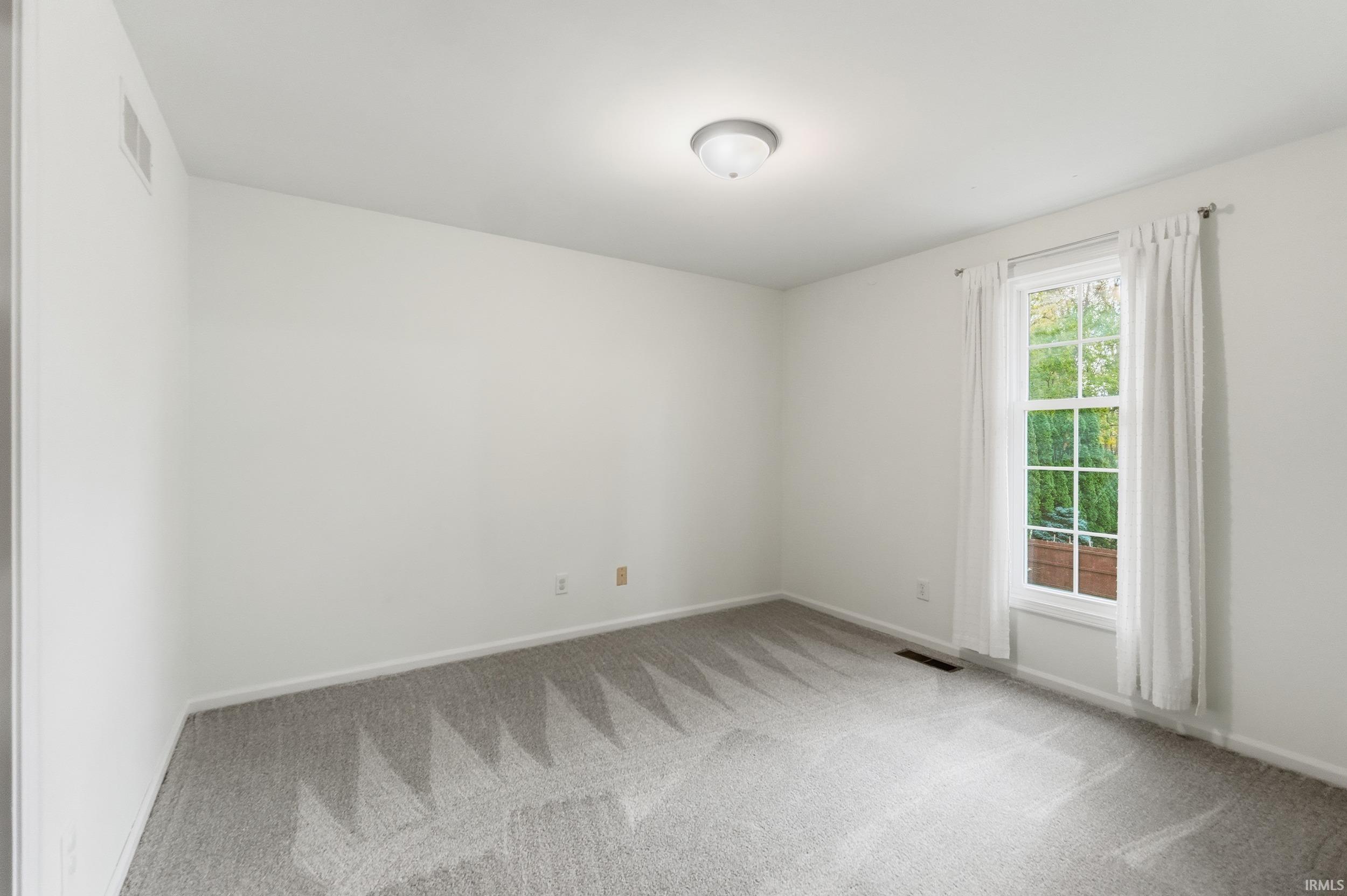 1310 Traders Crossing Fort Wayne, IN 46845 - Photo 21 of 36