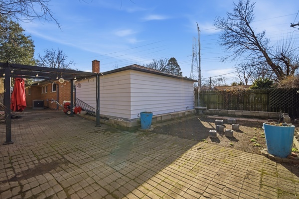 50 Glenview Road Glenview, IL 60025 - Photo 20 of 20 a view of a house with a yard