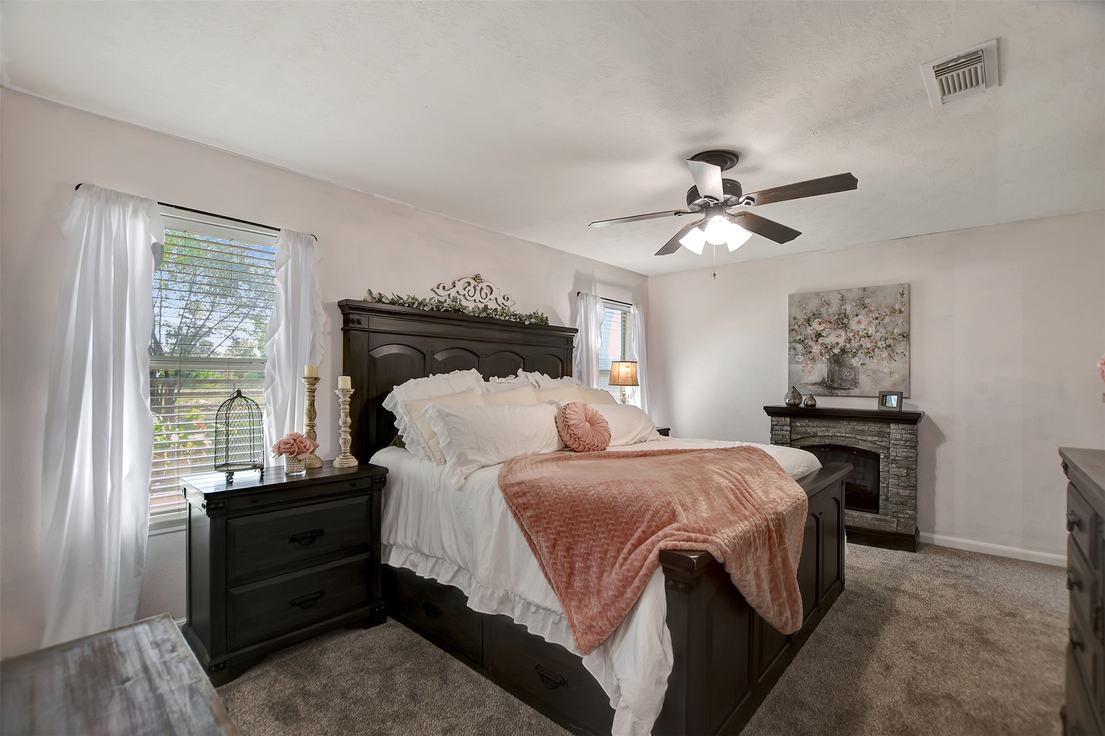 25401 Hunting Trail Magnolia, TX 77355 - Photo 20 of 50 a bedroom with a bed and a window