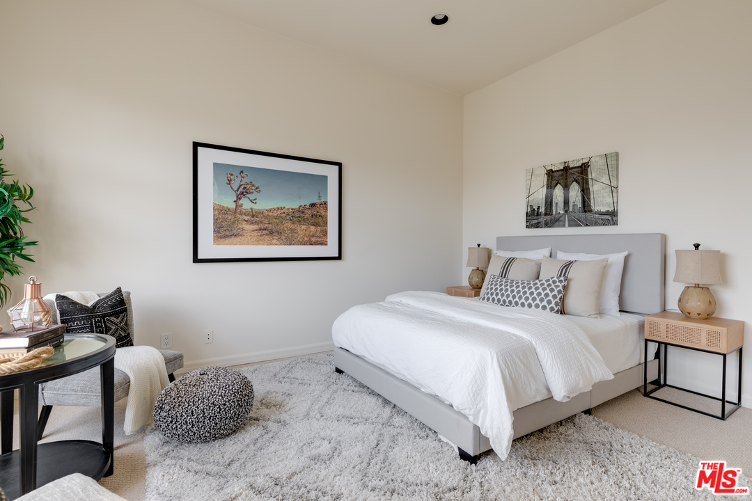 137 Roma Court Marina del Rey, CA 90292 - Photo 32 of 47