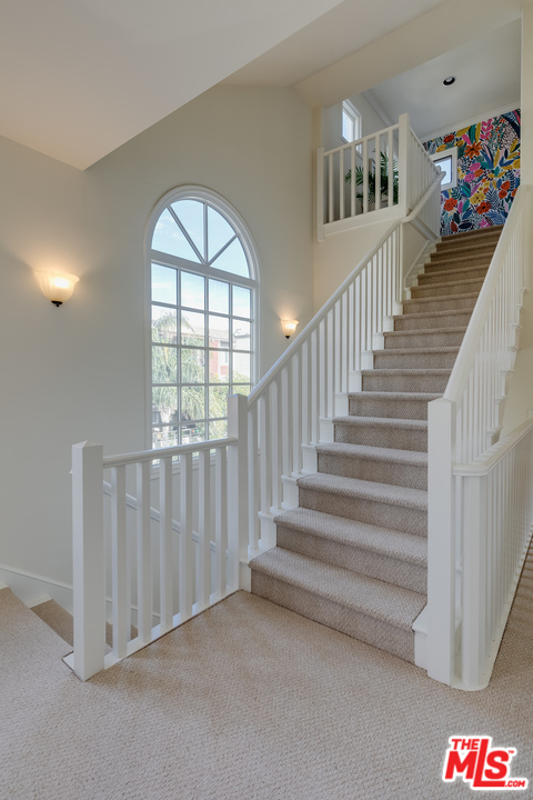 137 Roma Court Marina del Rey, CA 90292 - Photo 40 of 47