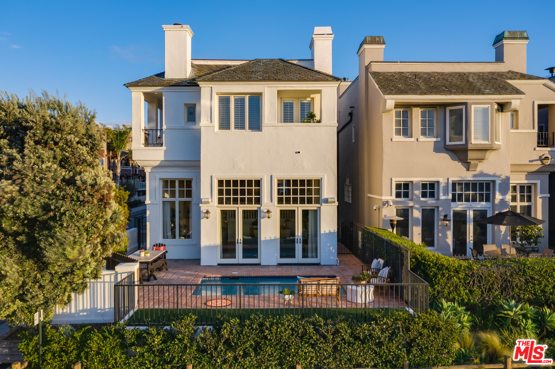 137 Roma Court Marina del Rey, CA 90292 - Photo 5 of 47