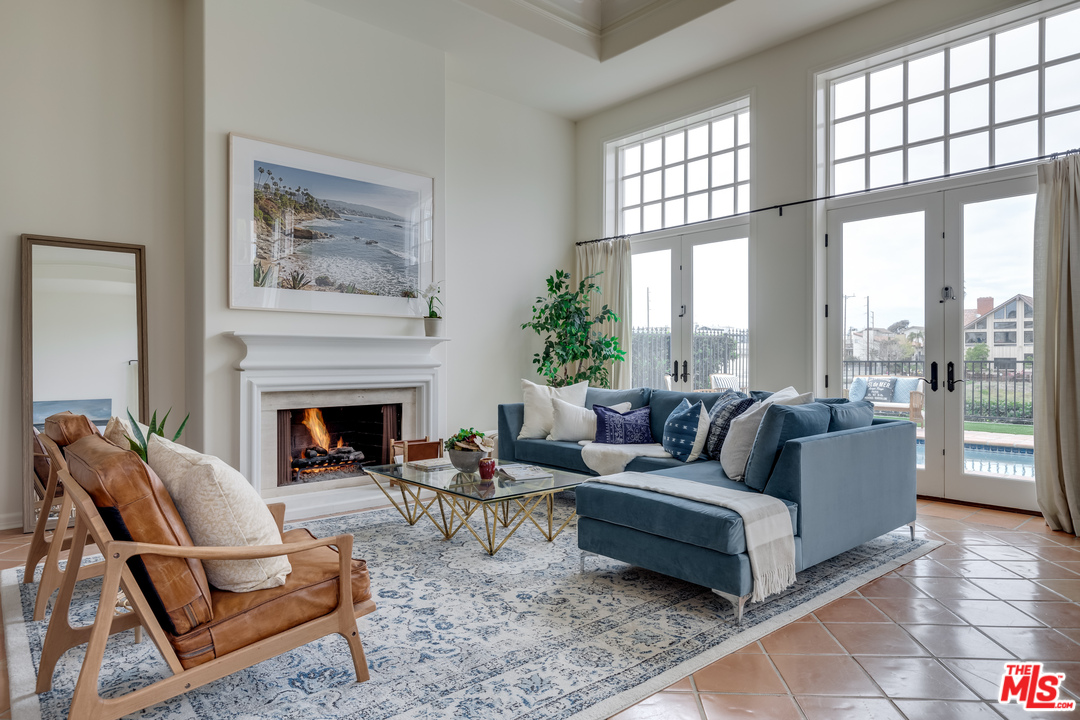 137 Roma Court Marina del Rey, CA 90292 - Photo 7 of 47