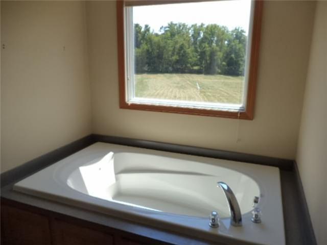 112 Whitetail Ridge Way Hebron, OH 43025 - Photo 12 of 23 Gallery Image 12