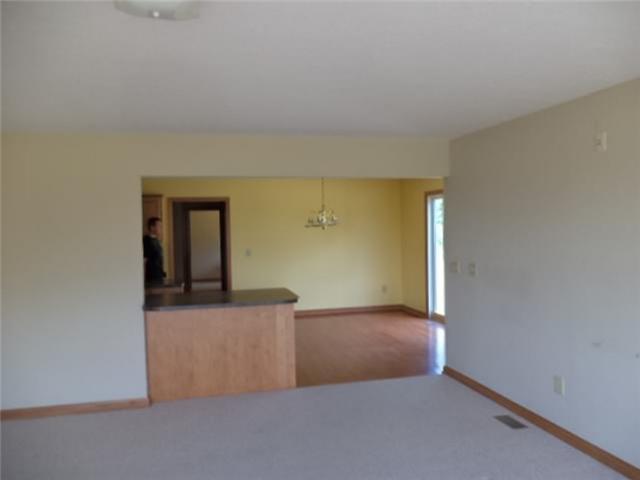 112 Whitetail Ridge Way Hebron, OH 43025 - Photo 5 of 23 Gallery Image 5