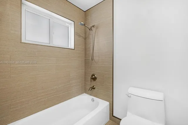 $6,000 | 2045 Southwest 125th Court, Unit 2045, Miami, FL 33175