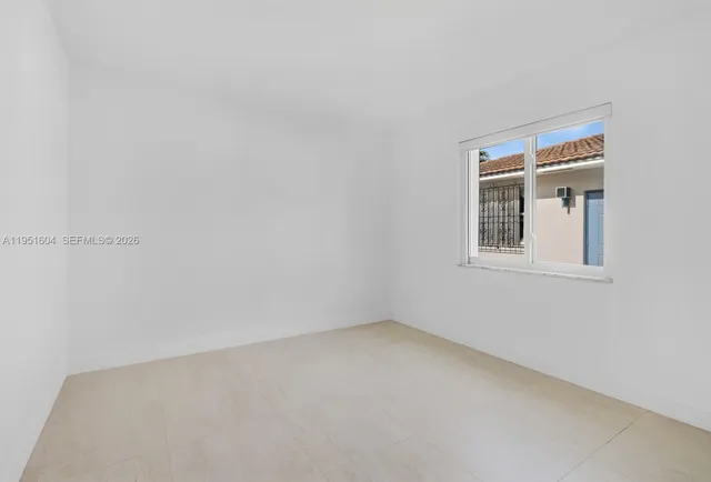 $6,000 | 2045 Southwest 125th Court, Unit 2045, Miami, FL 33175