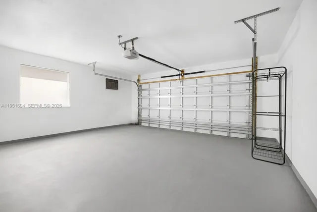 $6,000 | 2045 Southwest 125th Court, Unit 2045, Miami, FL 33175