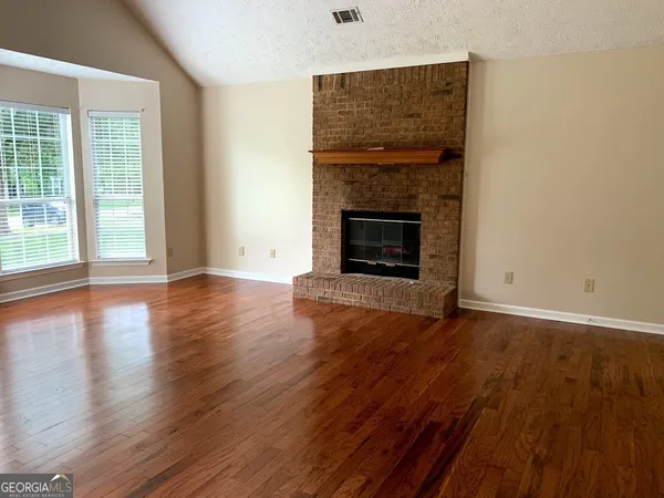 $1,900 | 175 Richmond Place, Newnan, GA 30265