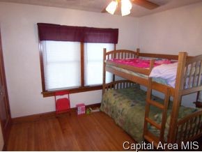 2445 South 8th Street Springfield, IL 62703 - Photo 9 of 10
