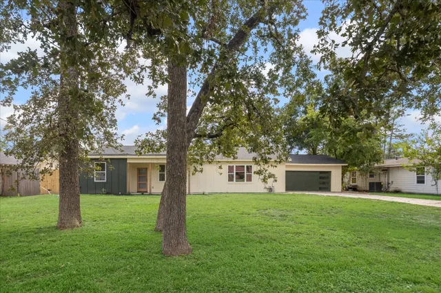 $4,250 | 3709 Brookwoods Drive, Houston, TX 77092