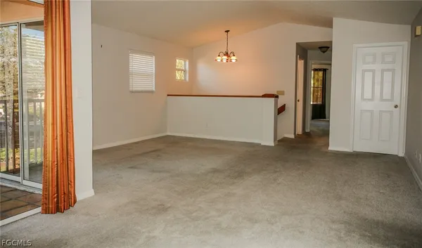 $1,900 | 732 Woodshire Lane, Unit I1, Naples, FL 34105