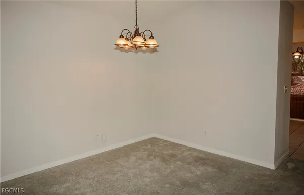 $1,900 | 732 Woodshire Lane, Unit I1, Naples, FL 34105