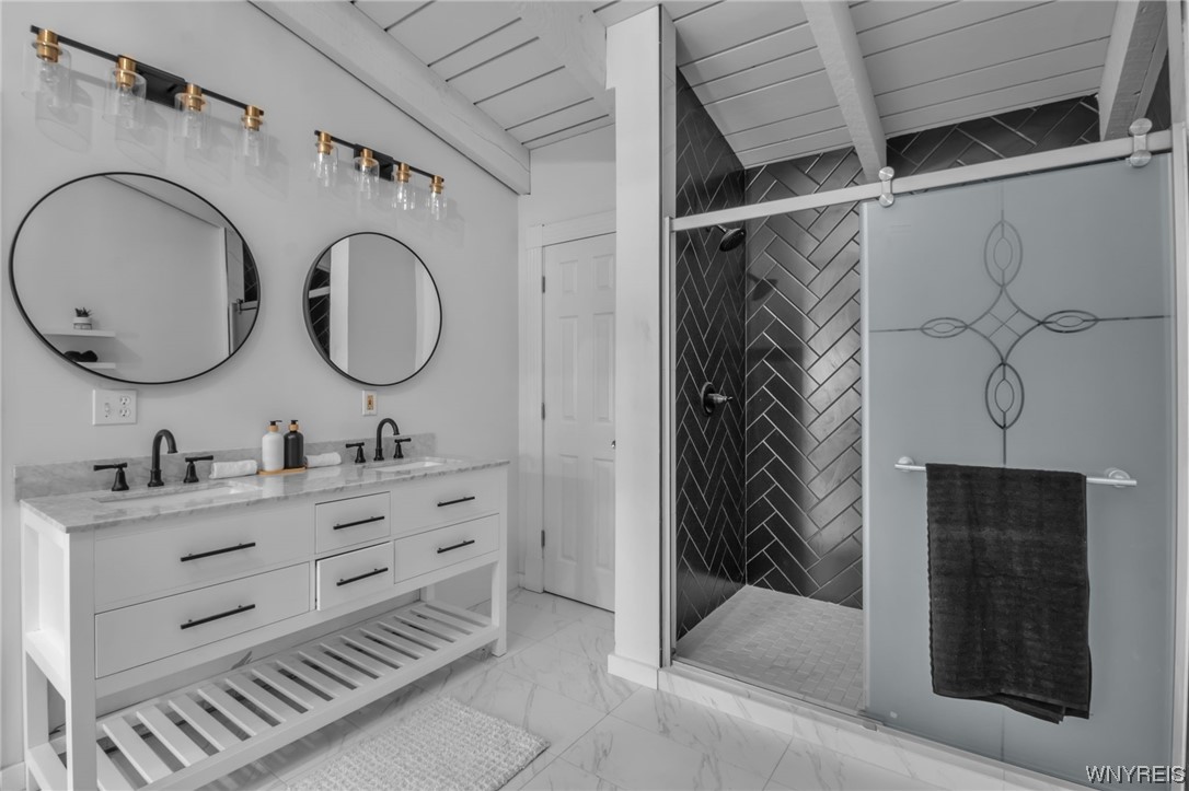 10650 Croop Road Clarence, NY 14032 - Photo 16 of 50