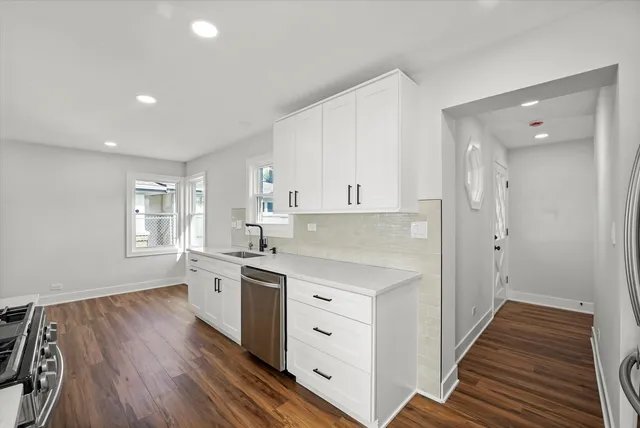 $419,900 | 5809 Huron Street, Berkeley, IL 60163