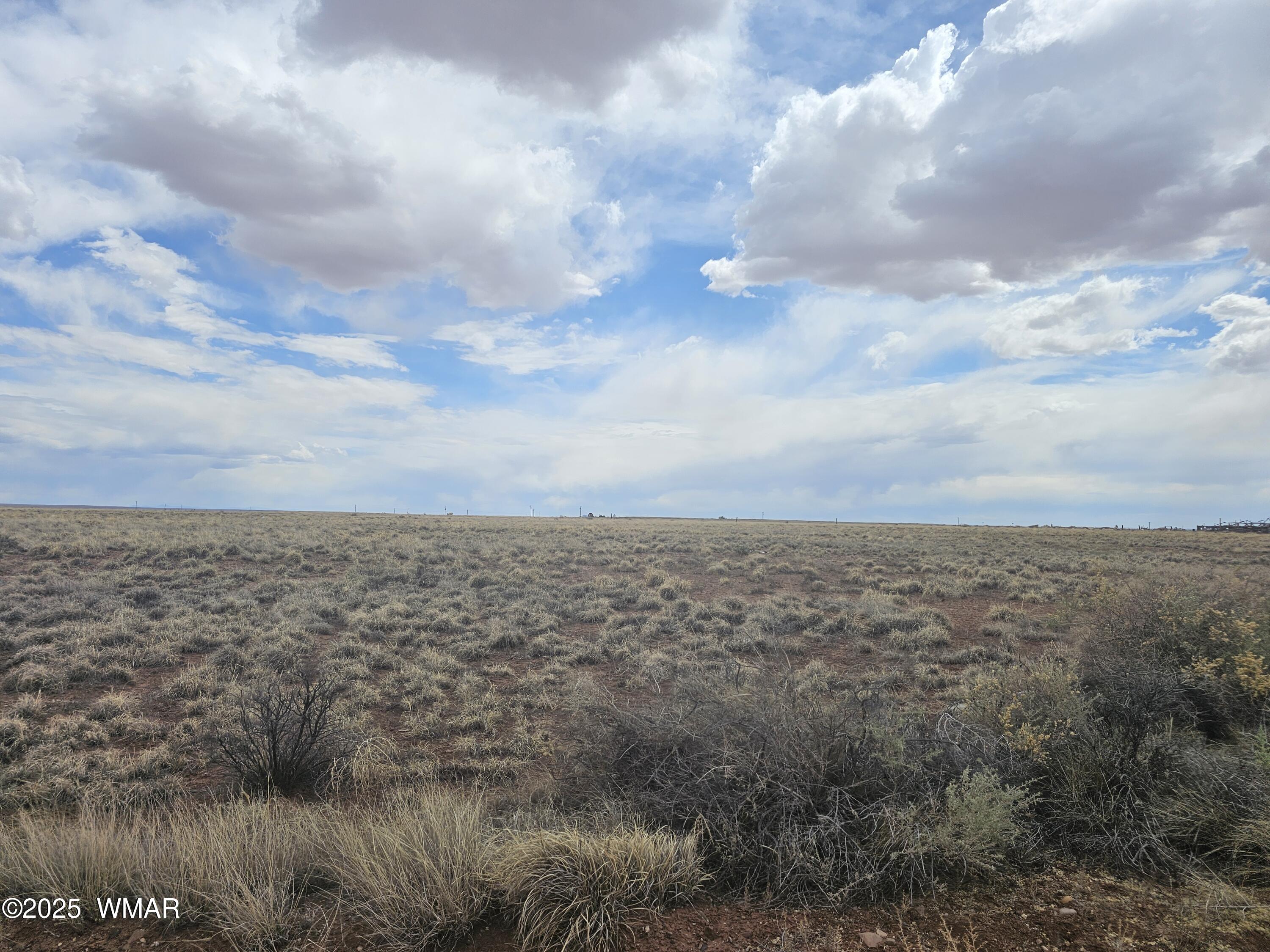 7828 Sandhill Road Holbrook, AZ 86029 - Photo 4 of 8 20250502_142103