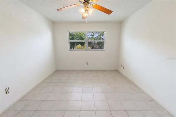 $105,000 | 200 El Camino Drive, Unit 312, Winter Haven, FL 33884