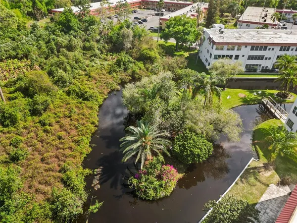 $105,000 | 200 El Camino Drive, Unit 312, Winter Haven, FL 33884