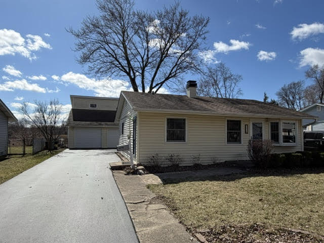 111 Cedar Circle Streamwood, IL 60107 - Photo 2 of 26