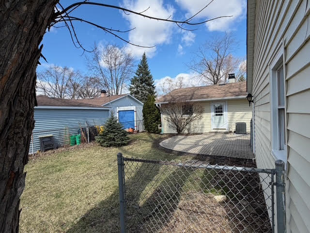 111 Cedar Circle Streamwood, IL 60107 - Photo 23 of 26