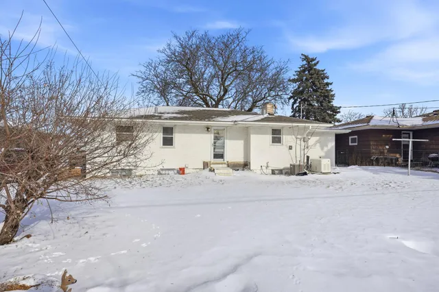 $265,000 | 2112 Suburban Avenue, St. Paul, MN 55119