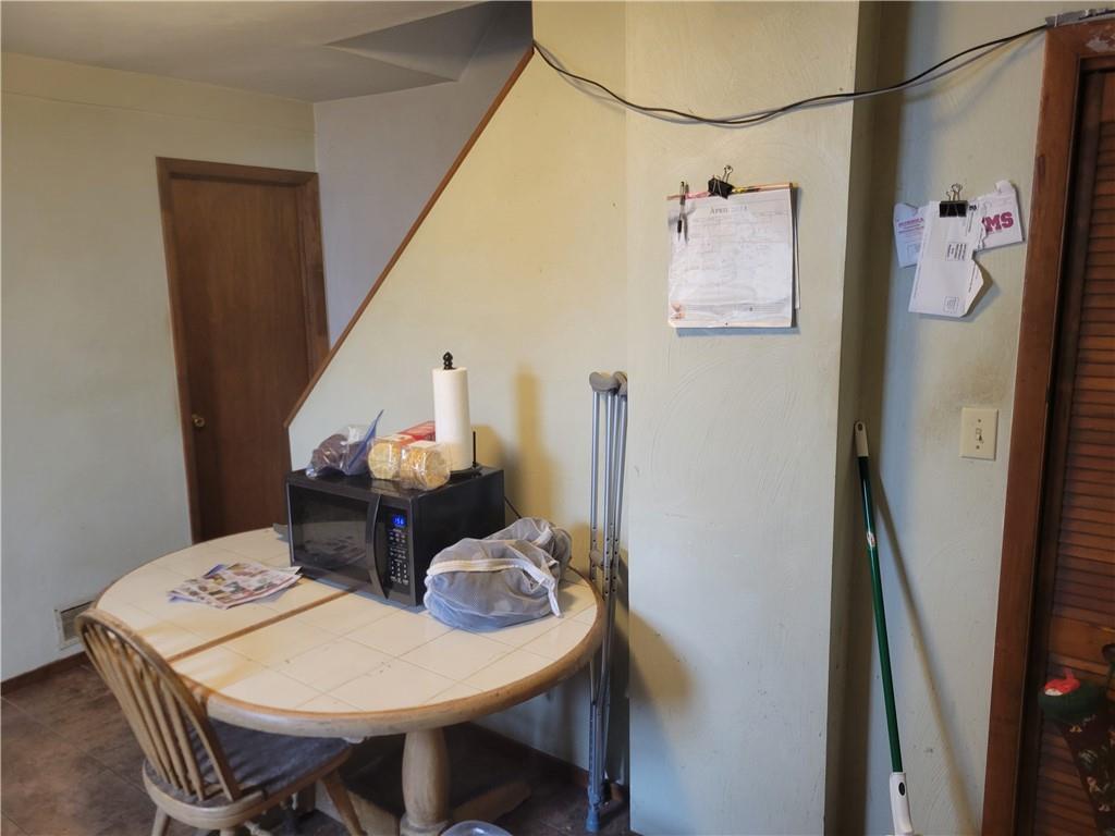 254-256 Bailies Run Road Creighton, PA 15030 - Photo 5 of 17 Gallery Image 5