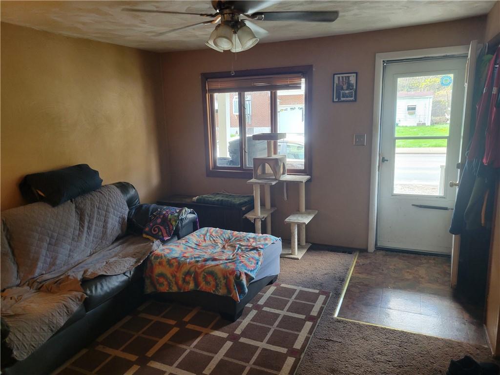 254-256 Bailies Run Road Creighton, PA 15030 - Photo 6 of 17 Gallery Image 6