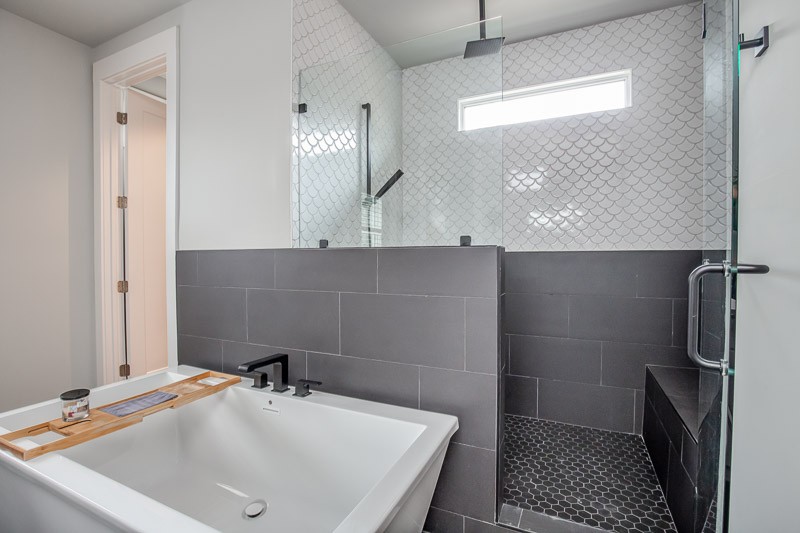 1202 Parkview Circle Nashville, TN 37204 - Photo 24 of 30 a bathroom with a sink a toilet and shower