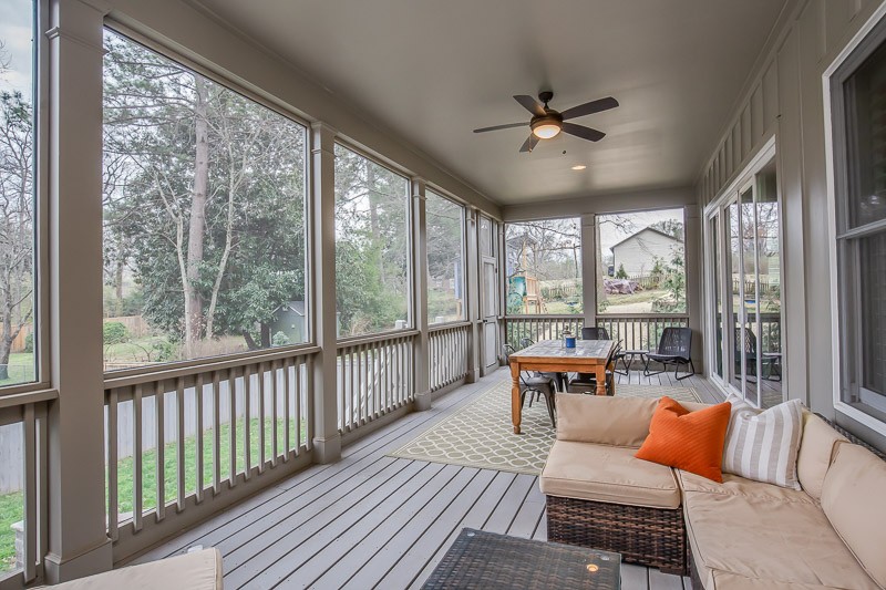1202 Parkview Circle Nashville, TN 37204 - Photo 27 of 30 a living room with furniture and a large window