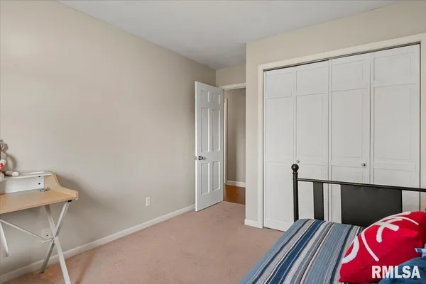 $359,900 | 2900 Mill Point Court, Springfield, IL 62704