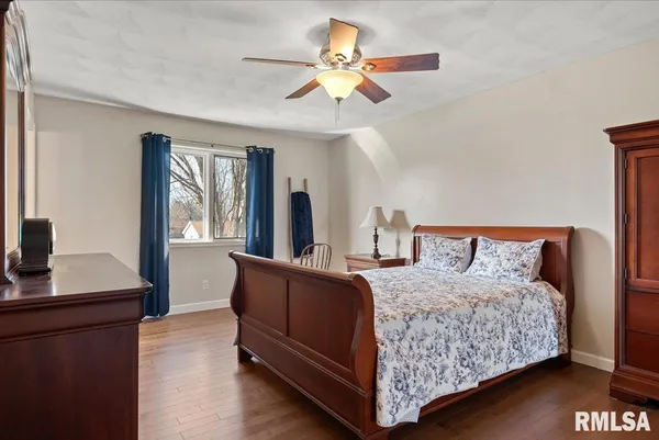 $359,900 | 2900 Mill Point Court, Springfield, IL 62704