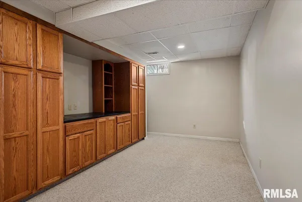 $359,900 | 2900 Mill Point Court, Springfield, IL 62704