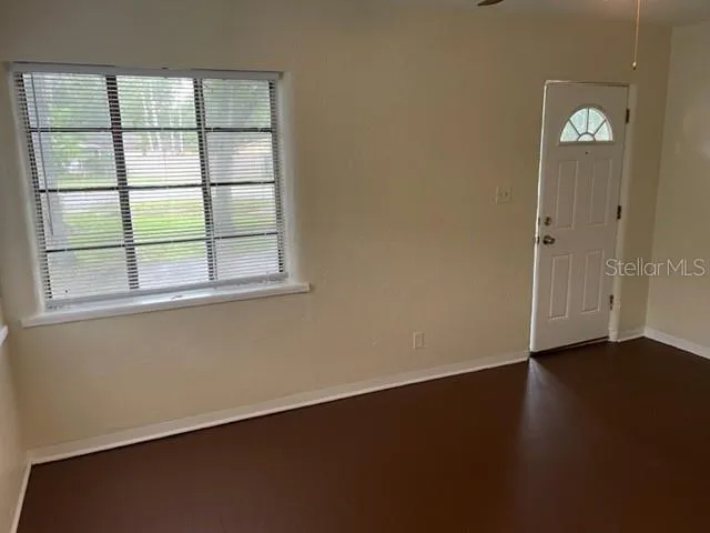 $1,595 | 4843 Haines Road North, St. Petersburg, FL 33714