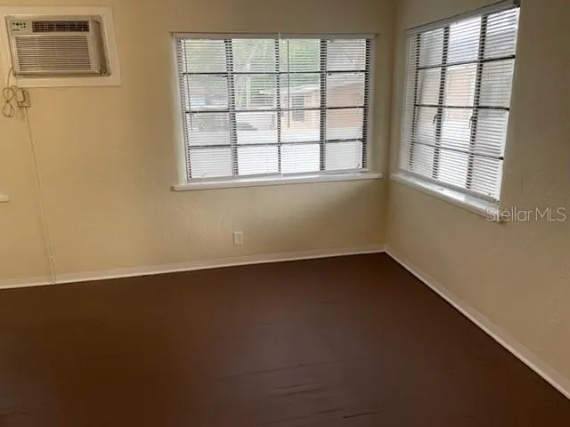 $1,595 | 4843 Haines Road North, St. Petersburg, FL 33714