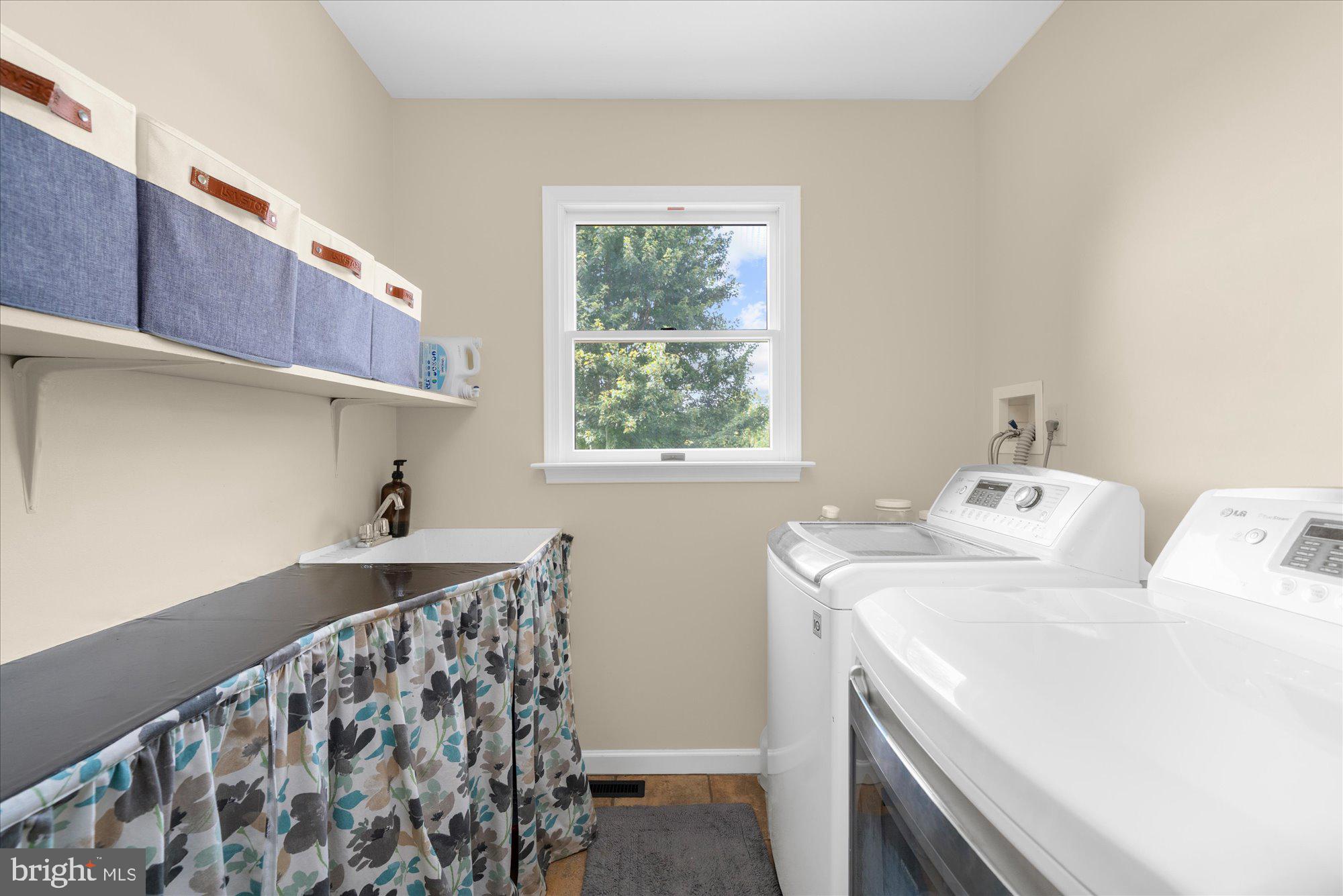 126 Little Road Barto, PA 19504 - Photo 21 of 60