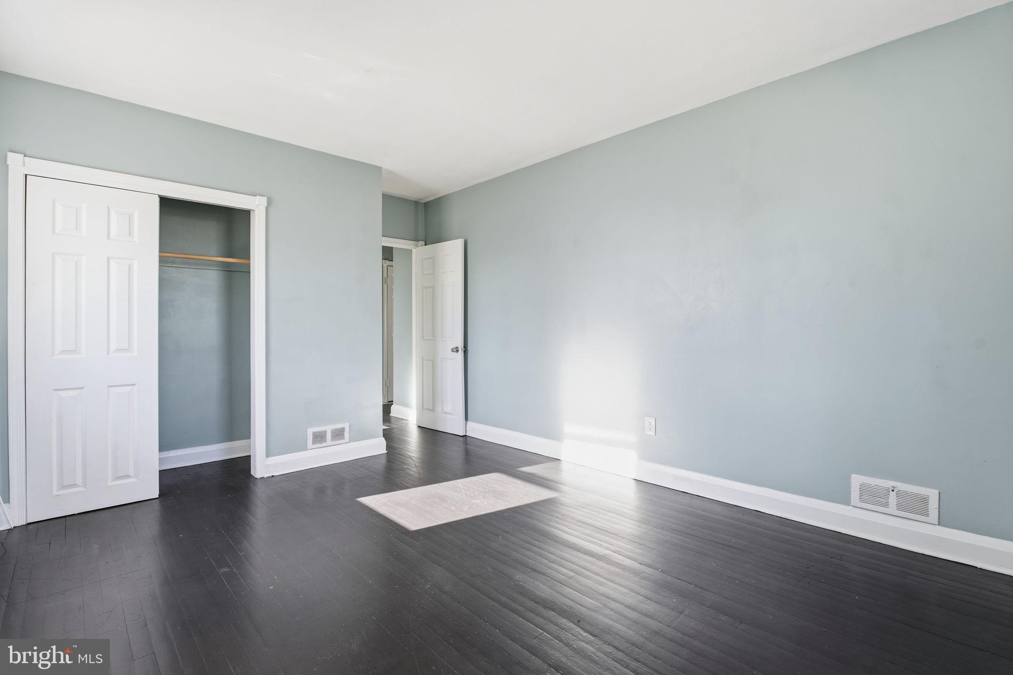 4504 Garrison Boulevard Baltimore, MD 21215 - Photo 14 of 23