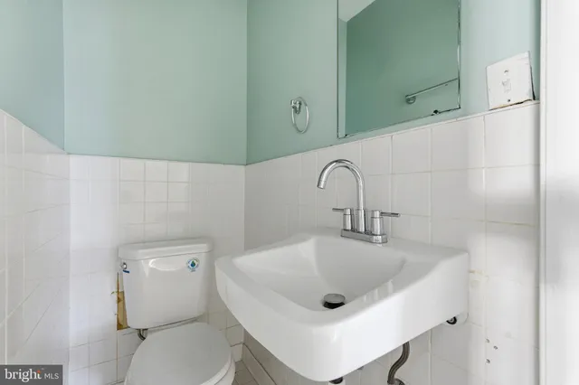 $1,450 | 4504 Garrison Boulevard, Baltimore, MD 21215