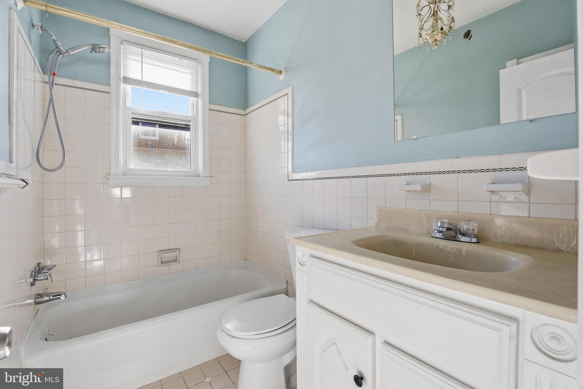 4504 Garrison Boulevard Baltimore, MD 21215 - Photo 20 of 23