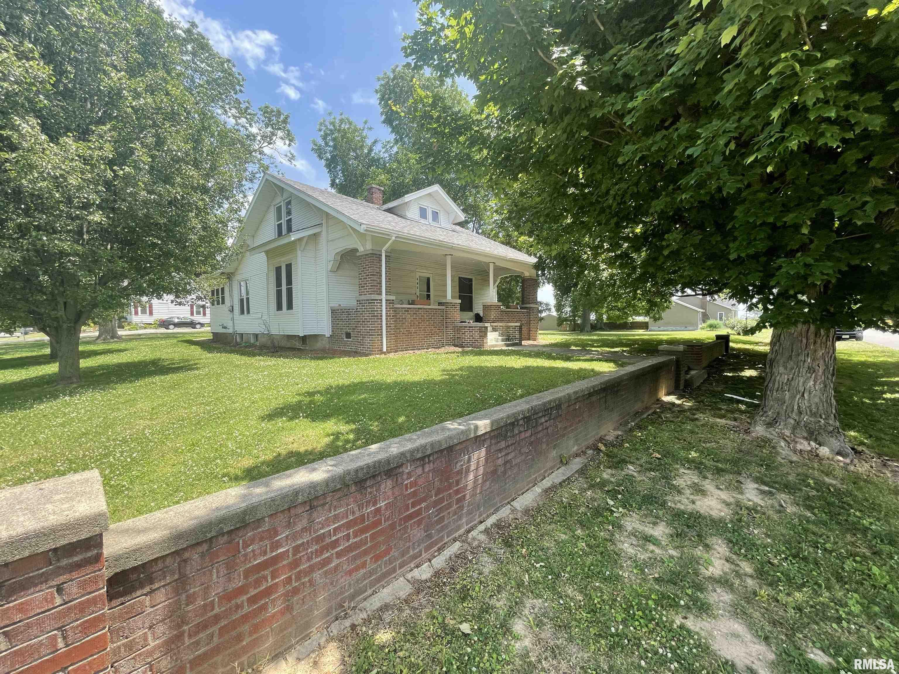 402 South Karber Street Ridgway, IL 62979 - Photo 3 of 18